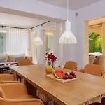 Villa Charming Andalusian-style Marbella