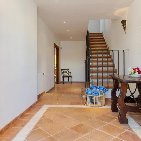 Charming Andalusian-style Villa