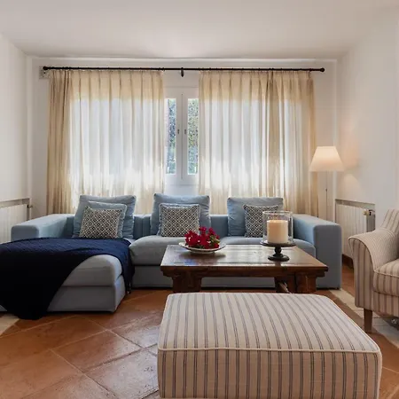 Villa Charming Andalusian-style