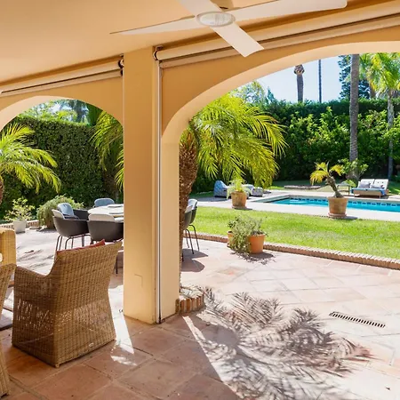 Charming Andalusian-style Villa Marbellac
