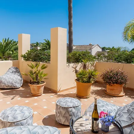 Villa Charming Andalusian-style *