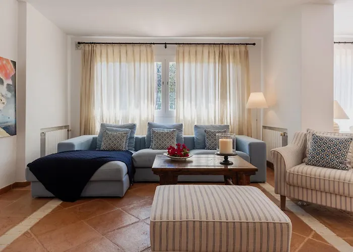 Villa Charming Andalusian-style